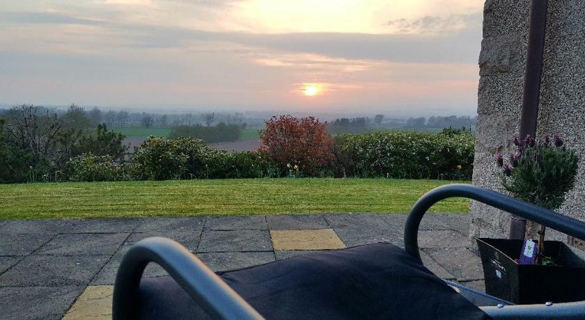 One Strathview B&B Forfar Zewnętrze zdjęcie
